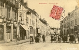 Remiremont. - La Grande Rue près de la Fontaine du Cygne